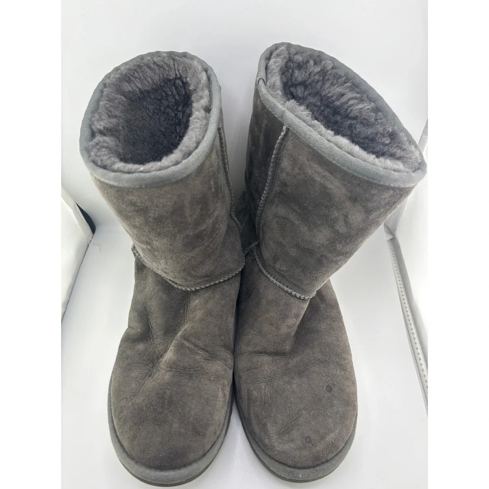 UGG Australia Classic Short Grey Suede Shearling Fur Boots Womens Size 9 5825